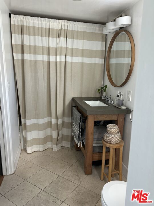 4835 Berryman Avenue Property Photo 6
