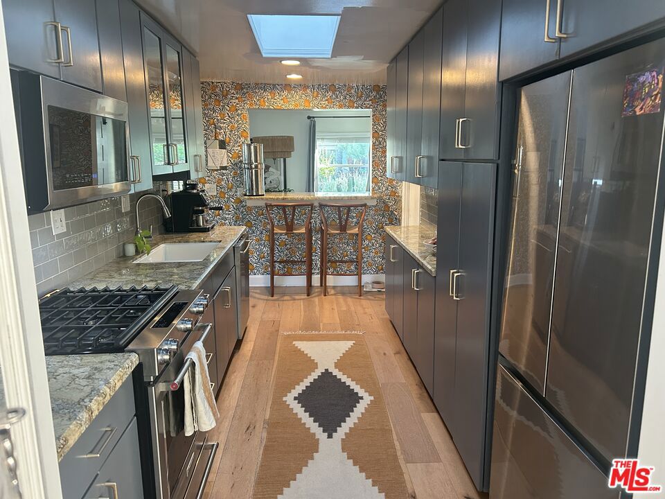 4835 Berryman Avenue Property Photo 16