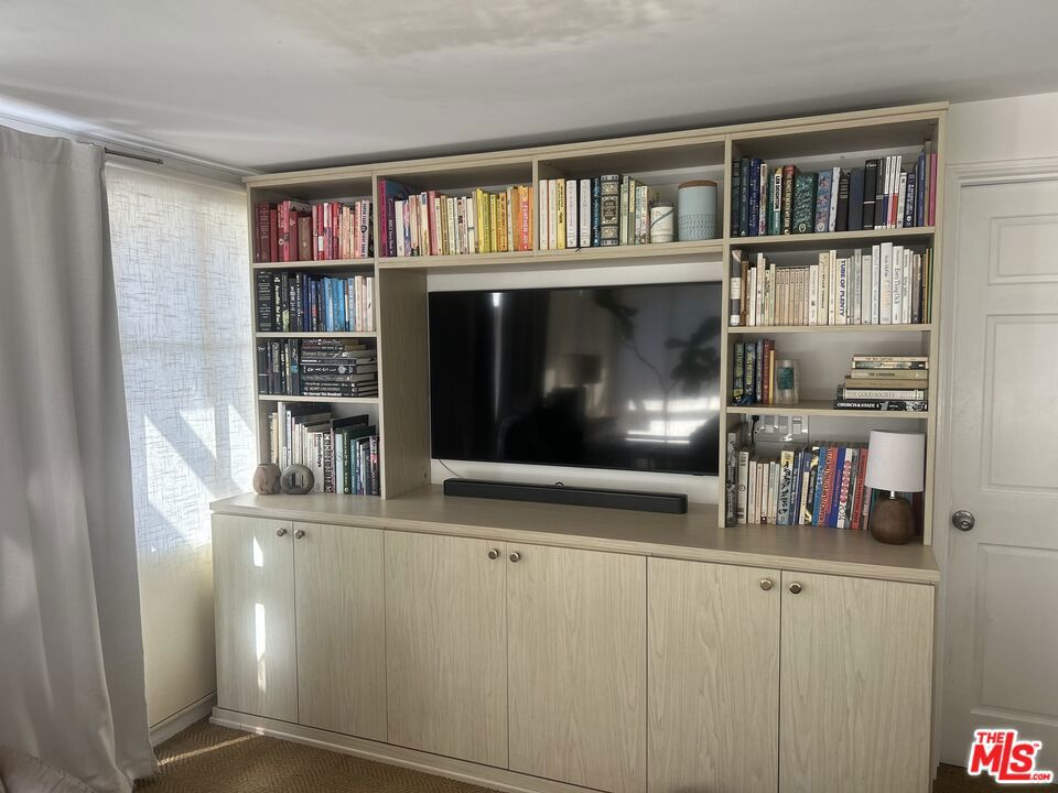 4835 Berryman Avenue Property Photo 30