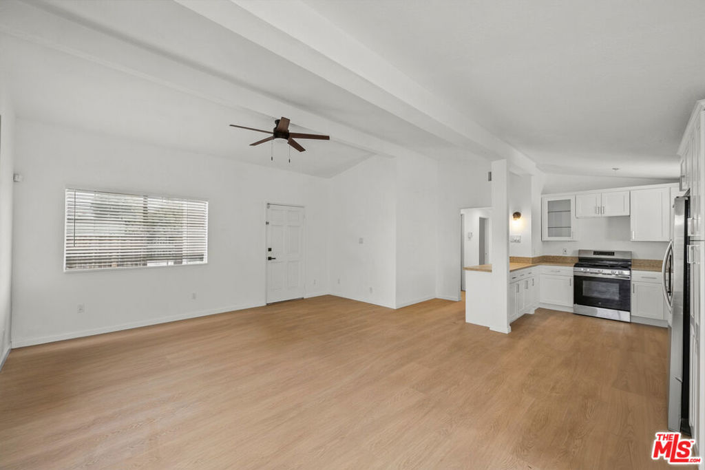 7853 Bothwell Road Property Photo 3