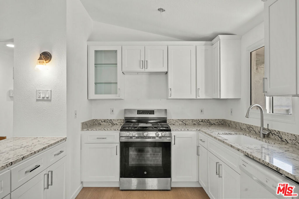 7853 Bothwell Road Property Photo 4
