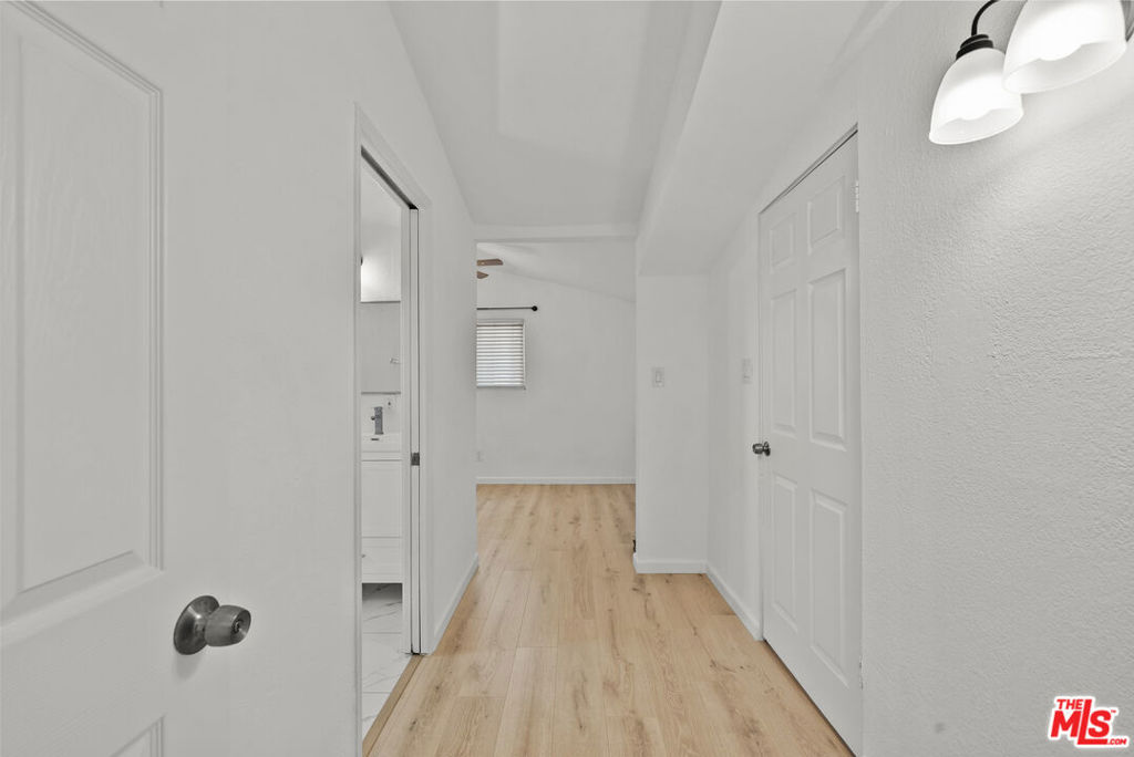 7853 Bothwell Road Property Photo 22