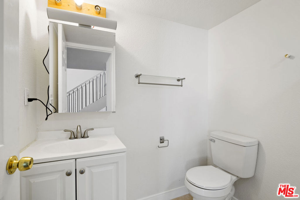 7853 Bothwell Road Property Photo 43