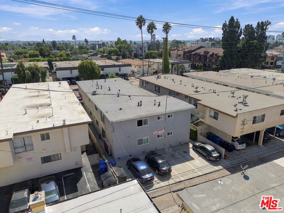 12535 Pacific Avenue Property Photo 6