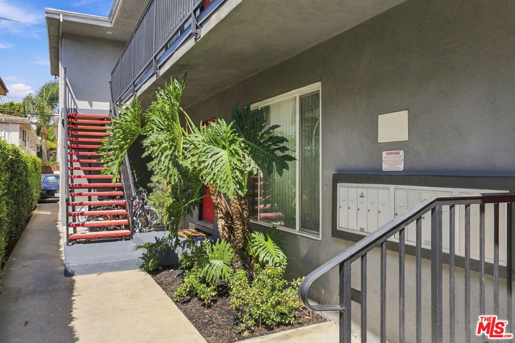 12535 Pacific Avenue Property Photo 10