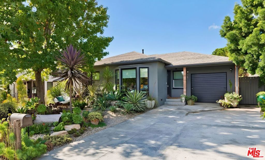 3671 Tilden Avenue Property Photo 1
