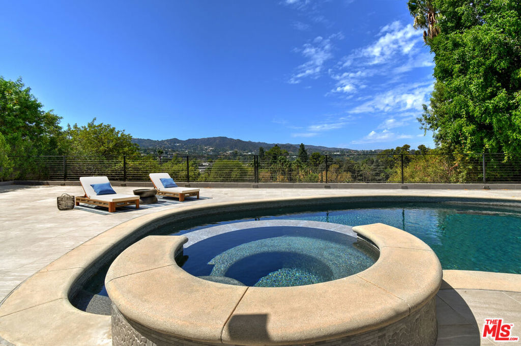 4423 Bergamo Drive Property Photo 44