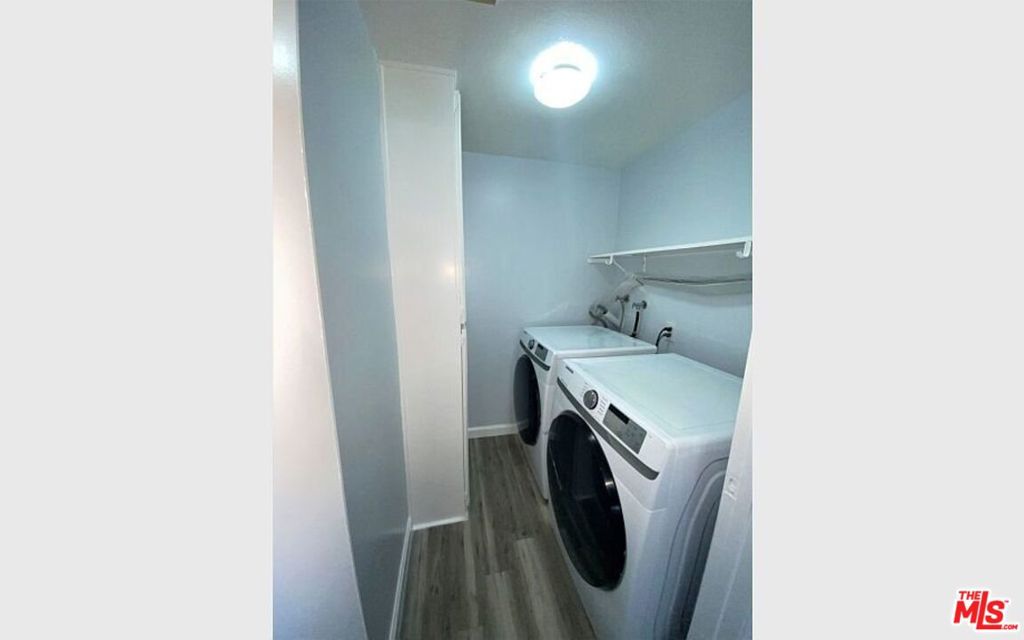 20235 Keswick Street 206 Property Photo 5