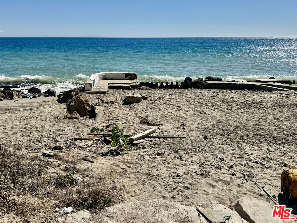 20546 Pacific Coast Highway Property Photo 1