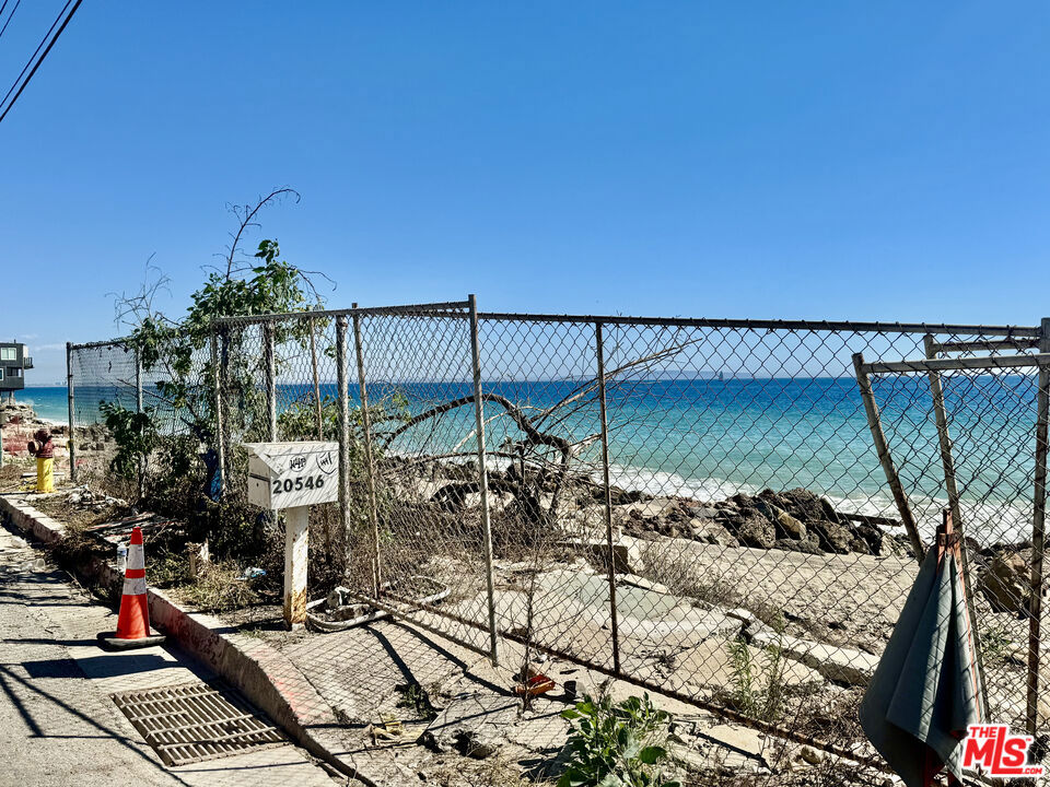 20546 Pacific Coast Highway Property Photo 7