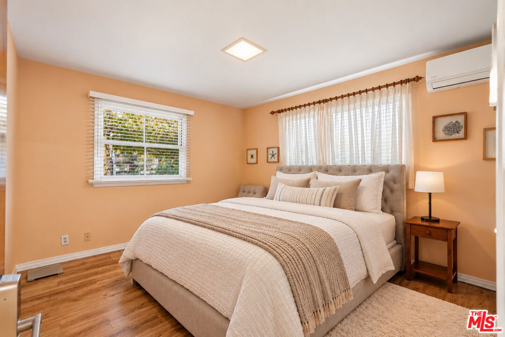 900 Gainsborough Drive Property Photo 14