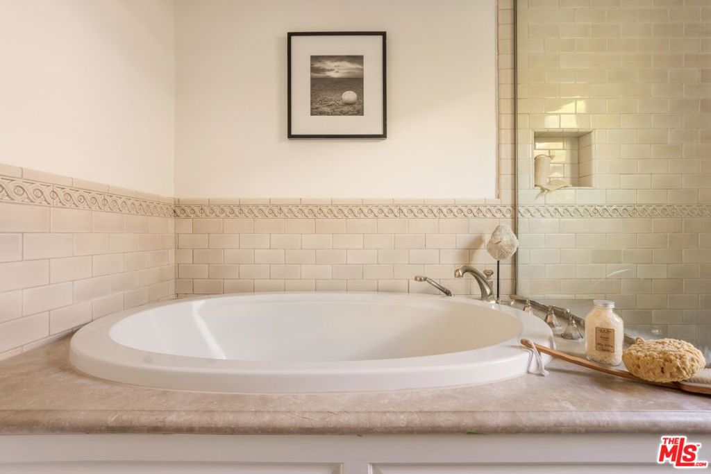 1234 Peck Drive Property Photo 11