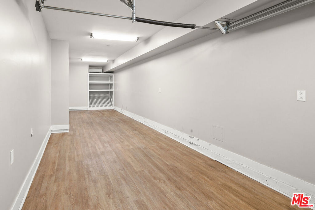 816 N Hobart Boulevard Property Photo 30