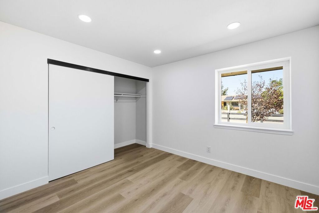 17124 Schollview Avenue Property Photo 15