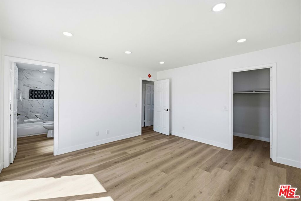 17124 Schollview Avenue Property Photo 17