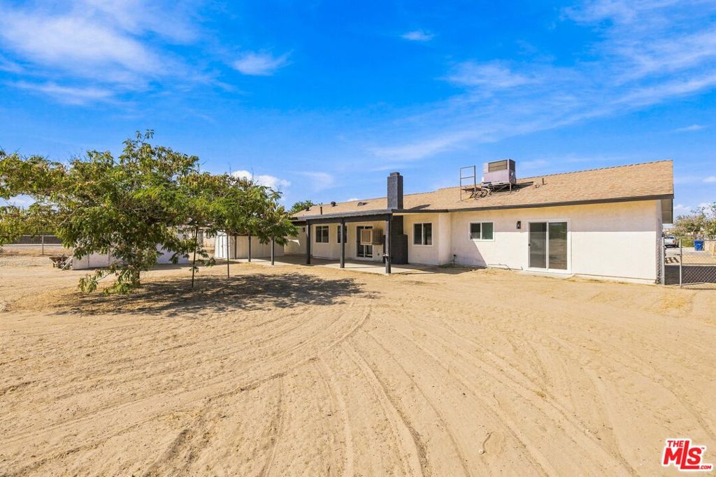 17124 Schollview Avenue Property Photo 23