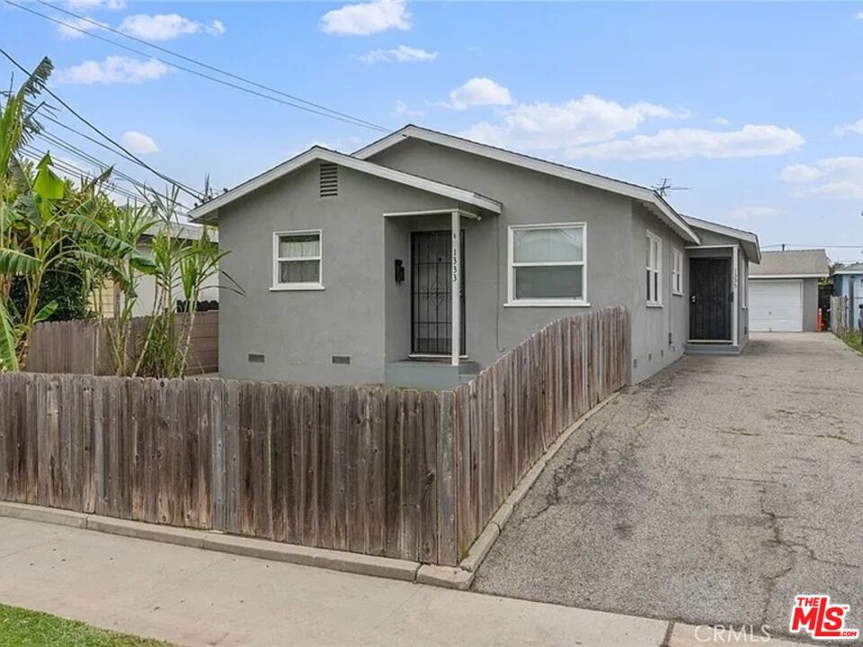 1333 Ronan Avenue Property Photo 1