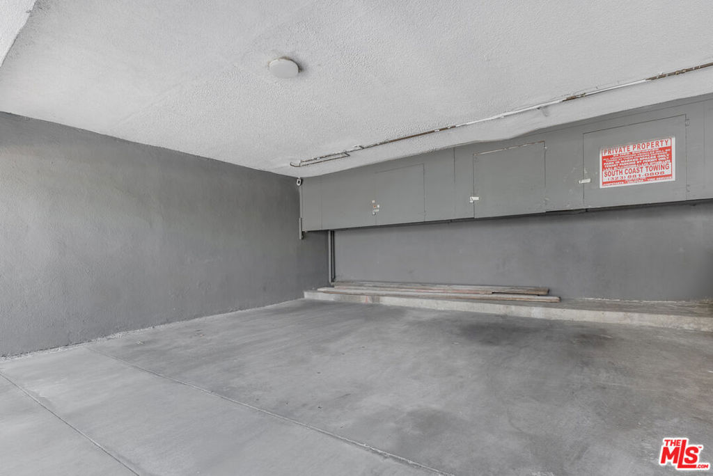 6350 Willoughby Avenue 11 Property Photo 17