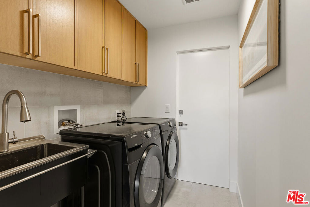 2031 Channelford Road Property Photo 29