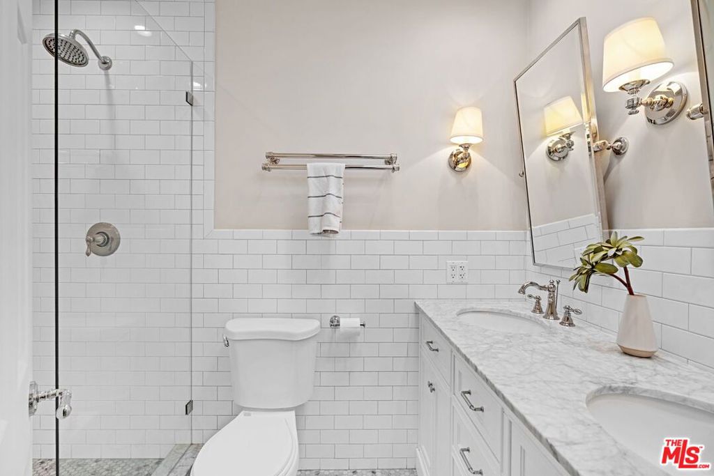 1024 5th Street 6 Property Photo 15