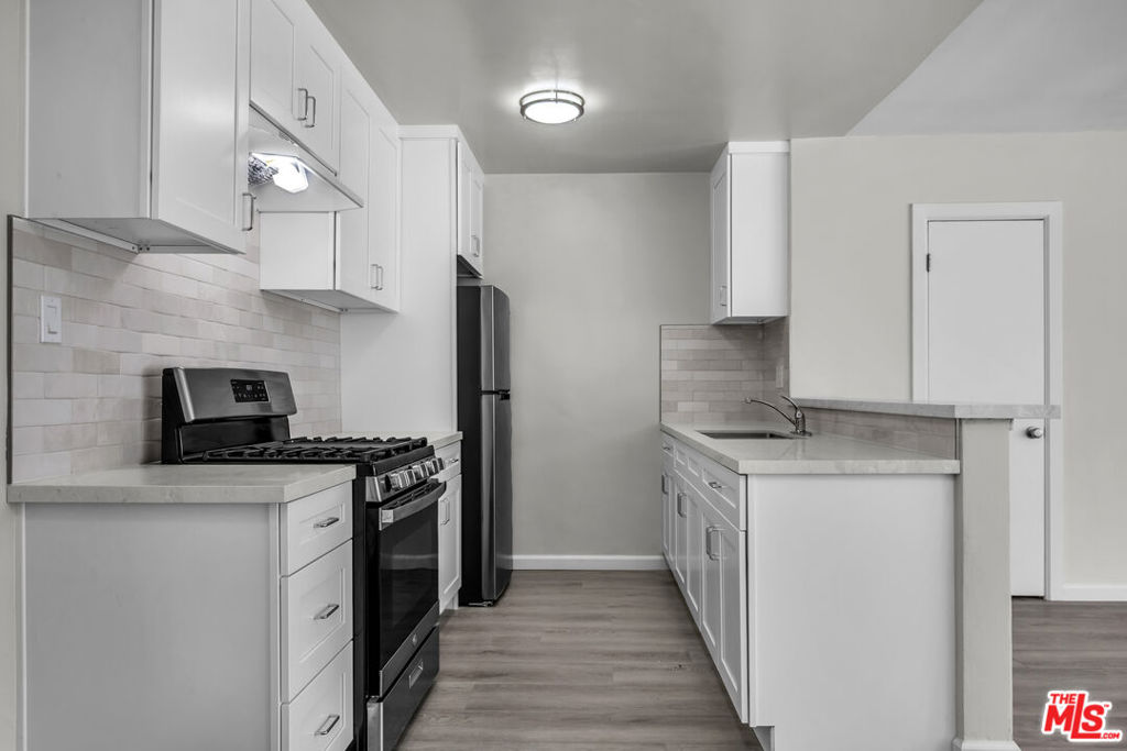 1690 West Boulevard Property Photo 8
