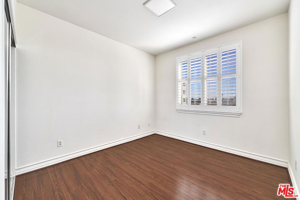 3140 San Marino Street 301 Property Photo 5