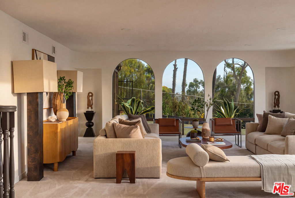 29081 Pacific Coast Highway Property Photo 13