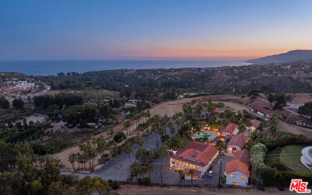 29081 Pacific Coast Highway Property Photo 56
