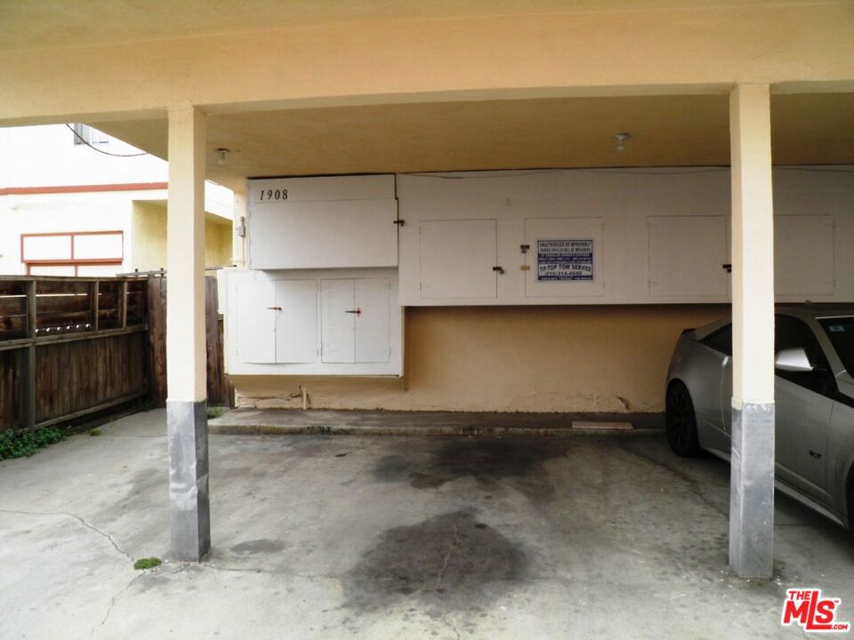 1908 11th Street Property Photo 4