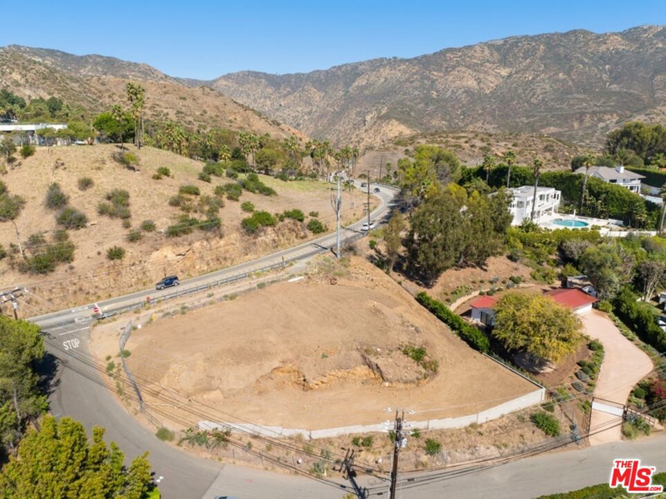 23843 Harbor Vista Drive Property Photo 3