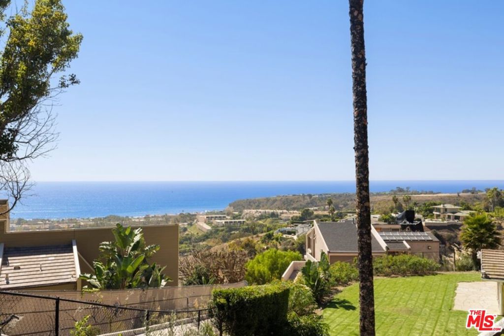 23843 Harbor Vista Drive Property Photo 12