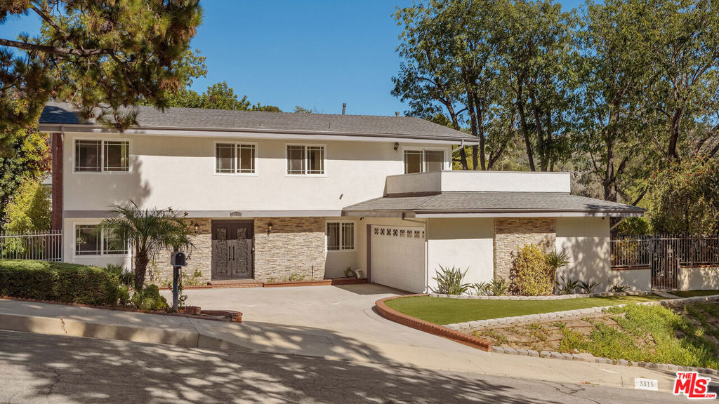 3315 Crail Way Property Photo 1