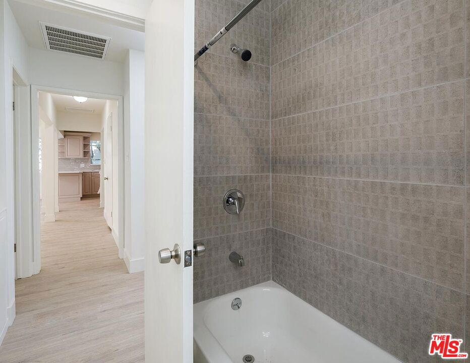 6029 Wilkinson Avenue Property Photo 4