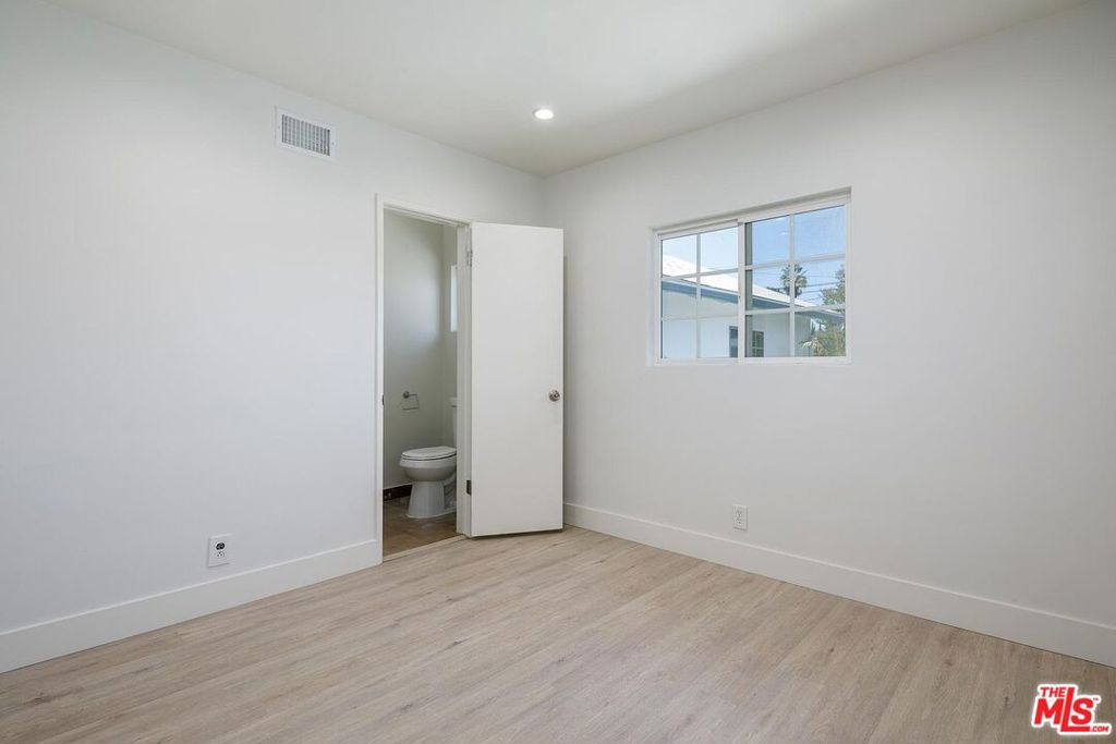 6029 Wilkinson Avenue Property Photo 5