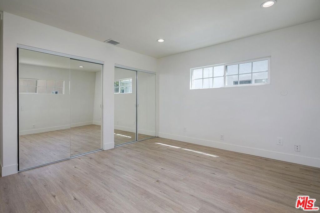6029 Wilkinson Avenue Property Photo 6