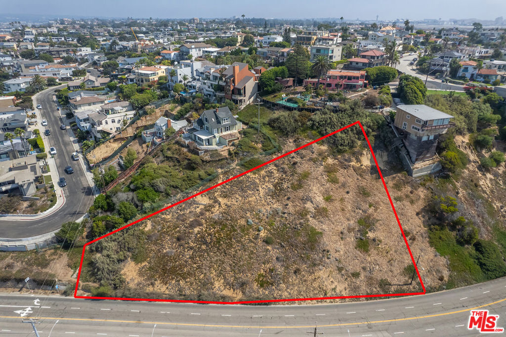 6916 Vista Del Mar Property Photo 13