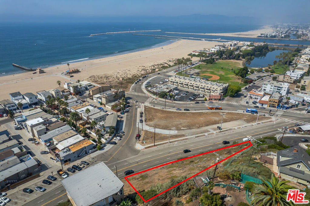 6916 Vista Del Mar Property Photo 24