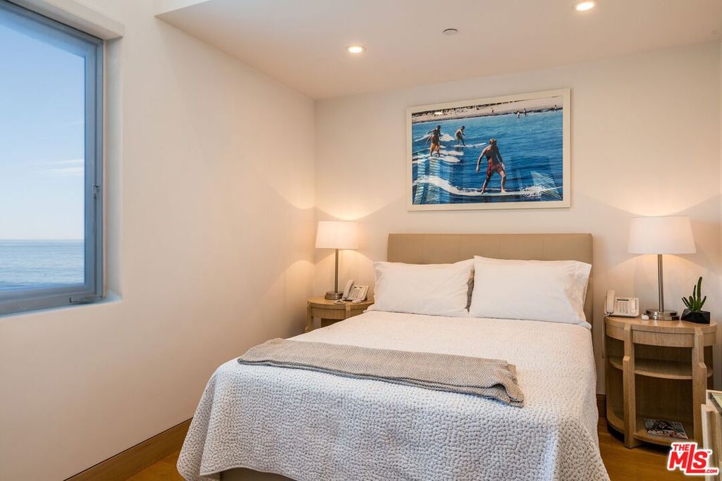 24380 Malibu Road Property Photo 26