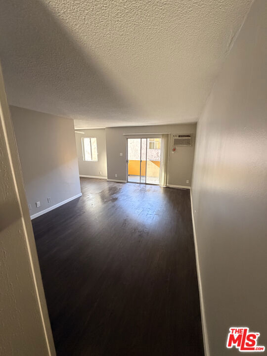 4550 Overland Avenue 116 Property Photo 5