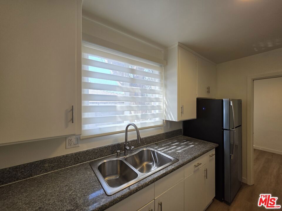 1280 West Boulevard 1282b Property Photo 10