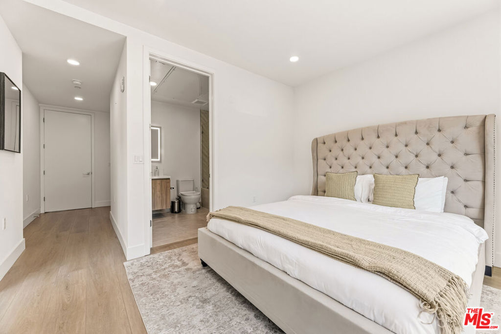 3651 Regal Place 201 Property Photo 15