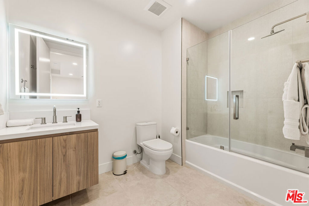 3651 Regal Place 201 Property Photo 16