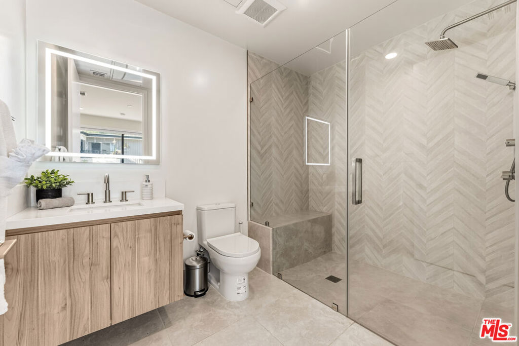 3651 Regal Place 201 Property Photo 22