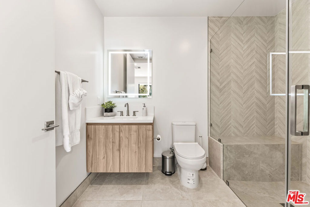 3651 Regal Place 201 Property Photo 40