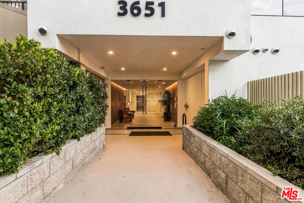 3651 Regal Place 201 Property Photo 52