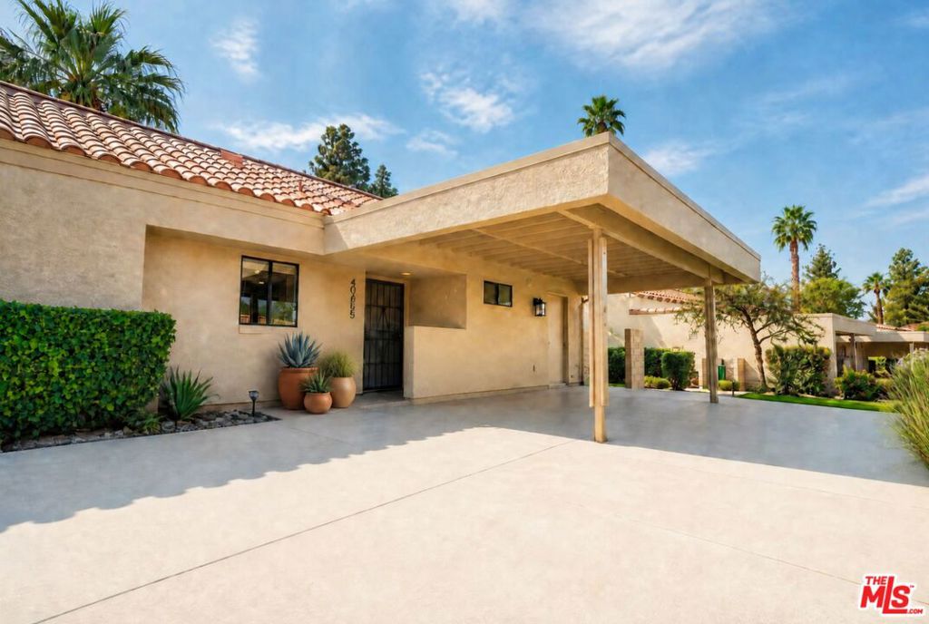 40655 La Costa Circle Property Photo 3