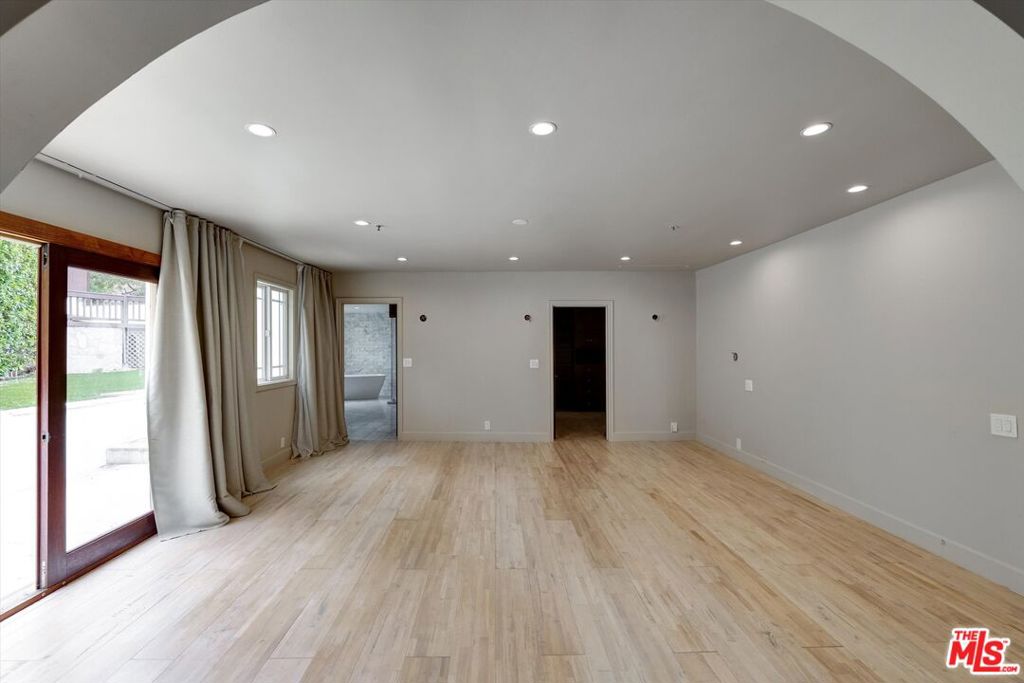 1754 Franklin Canyon Drive Property Photo 40