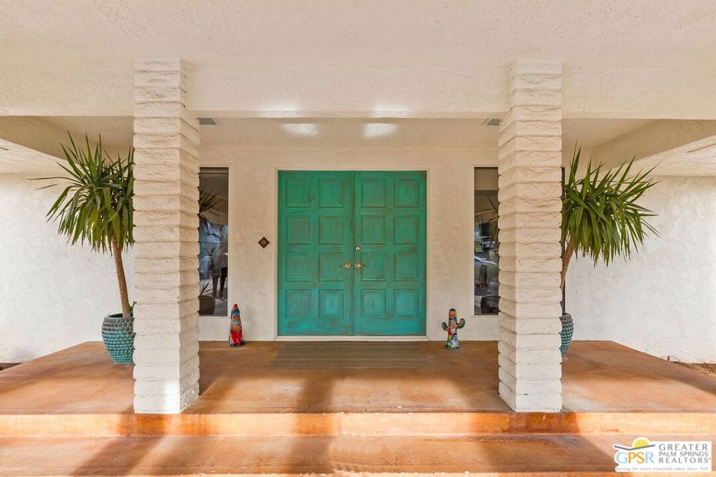 73484 Tamarisk Street Property Photo 6