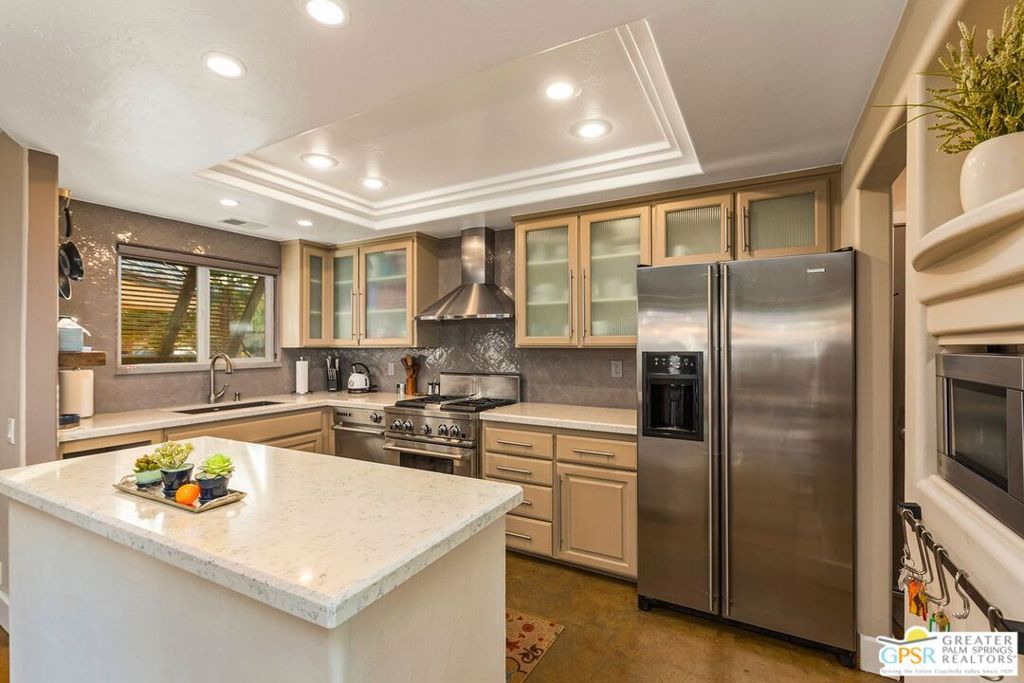 73484 Tamarisk Street Property Photo 14