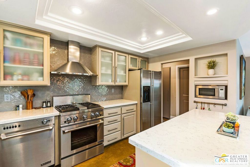 73484 Tamarisk Street Property Photo 15